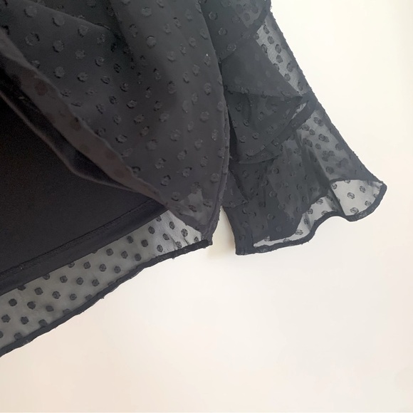 𝅺IZ Buyer Swiss Dot Blouse - Picture 5 of 10